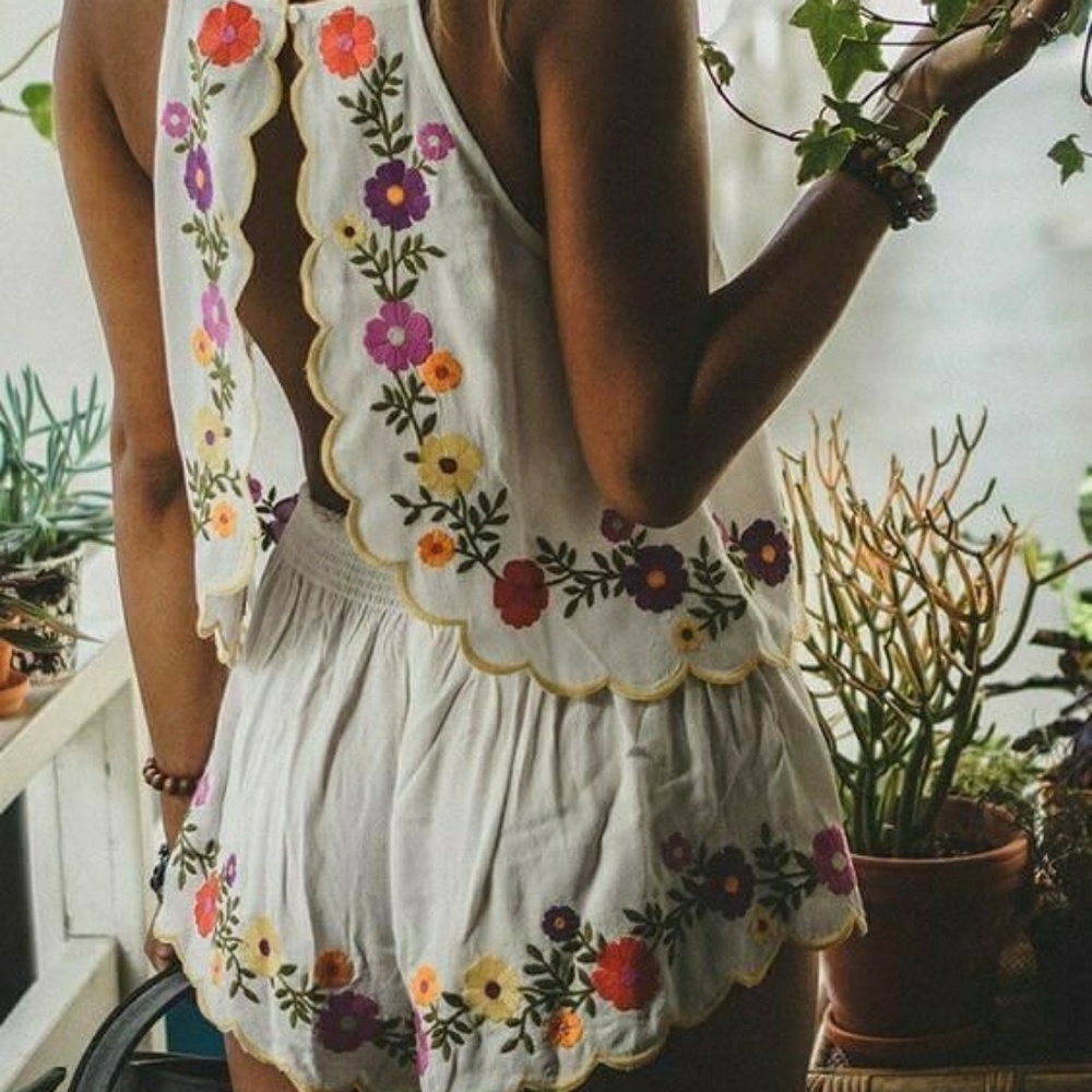 ISO F21 EMBROIDERED ROMPER